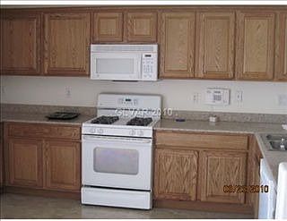 2nd image of 2921 Bridleton Ave