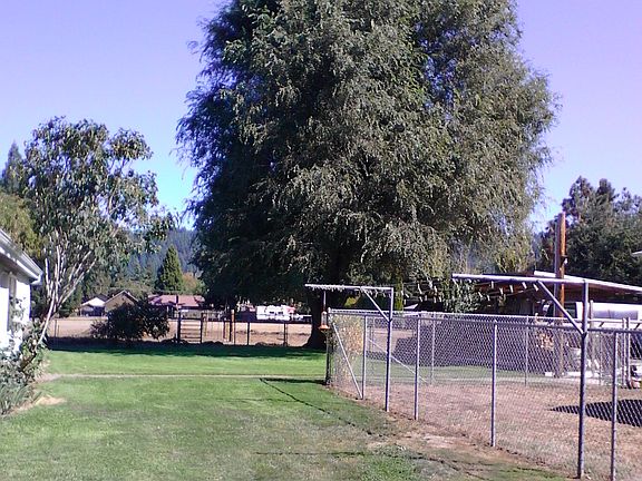 3rd image of 33898 Orchard Ave