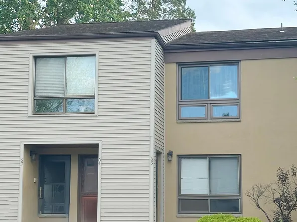 63 Banner Ct, Marlton, NJ 08053