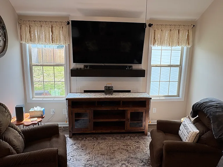 Fredrick Dr — Photo 7