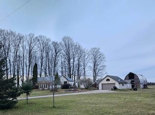 1388 W Maple Ridge 37th Rd, Rock, MI 49880