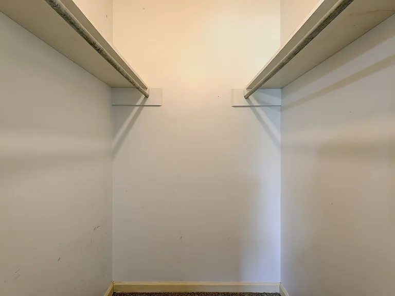 204 Bob White Dr — Photo 32