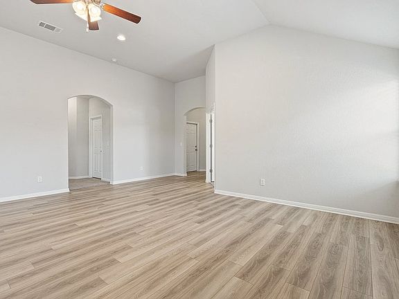 3rd image of 208 Manassas Dr