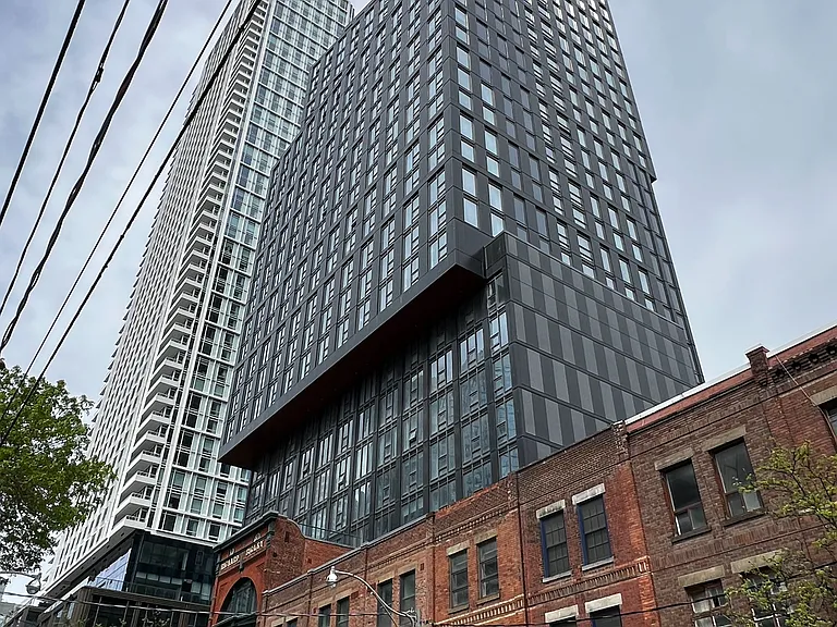 100 Queen St E #1515 — Photo 1