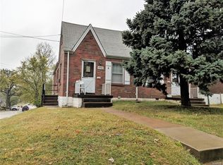 8700 Mavis Pl, Saint Louis, MO 63114