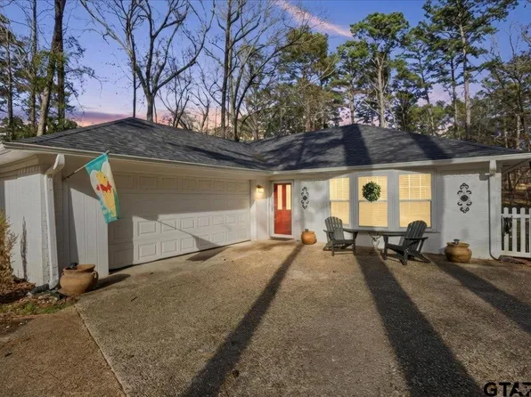 1617 Orchard Ln, Hideaway, TX 75771