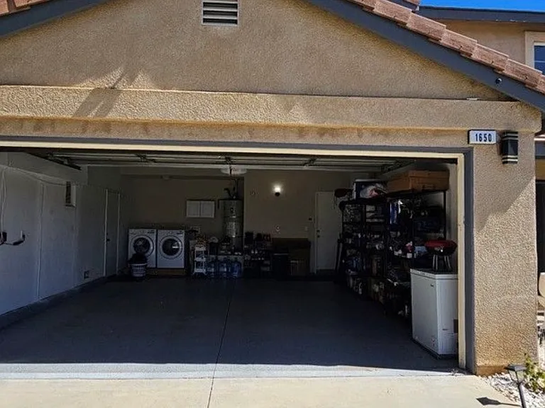 1650 Ravenswood Rd — Photo 16