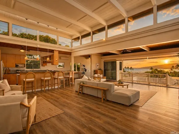 251 Poipu Dr, Honolulu, HI 96825