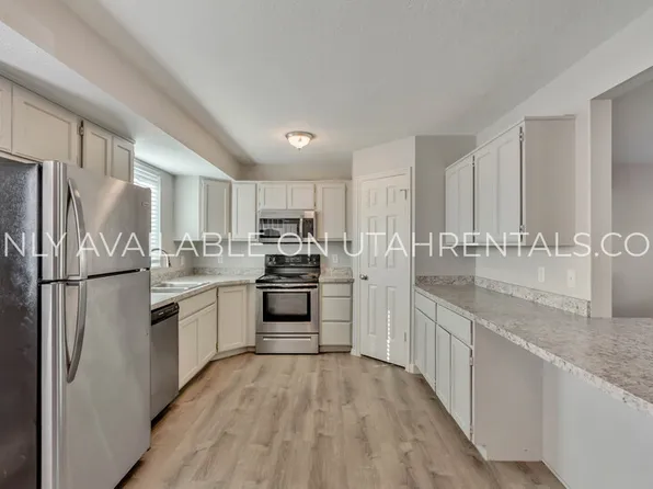 1731 Garden Dr, Pleasant Grove, UT 84062