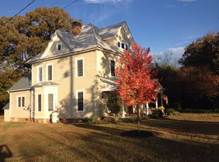 328 T B Thornton Dr, Hartwell, GA 30643