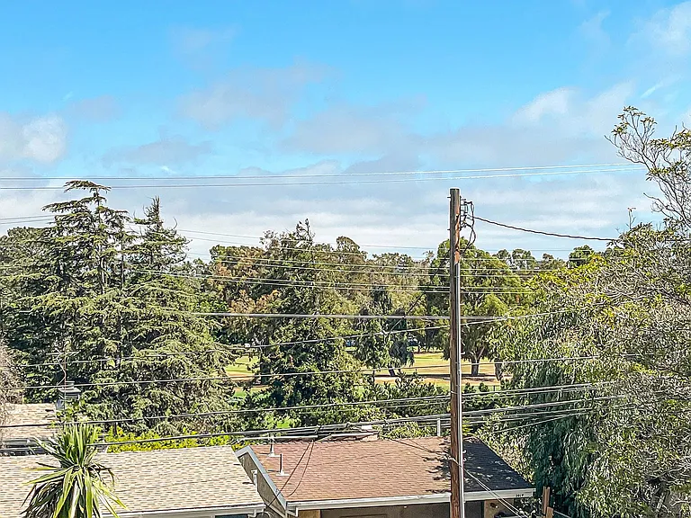 2024 Navy St — Photo 45