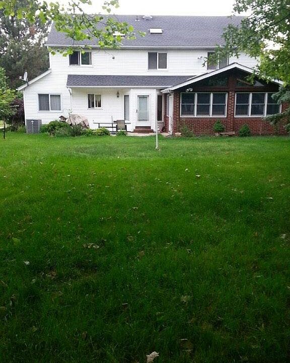 2nd image of 20223 Wildwood Ln