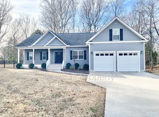 2742 Duckwood Ct, Suffolk, VA 23435