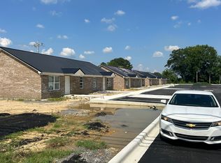 134 Finch Ave #B, Albertville, AL 35950