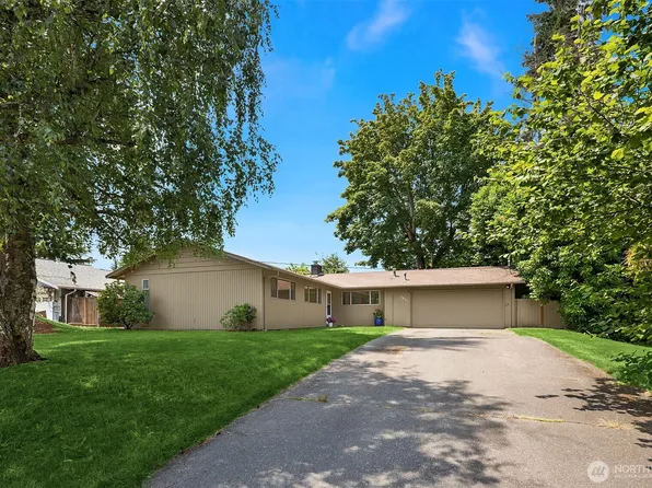 7825 115th Avenue SE, Newcastle, WA 98056