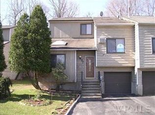 37 Spruce Ct, Fishkill, NY 12524