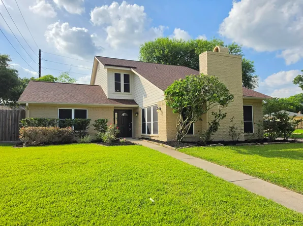 2902 Colony Dr, Sugar Land, TX 77479