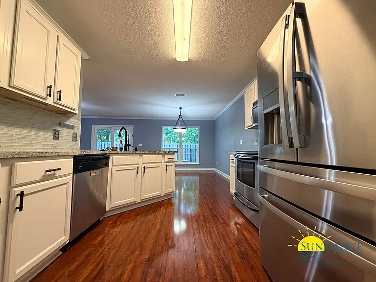 2705 Apple Blossom Ct — Photo 9