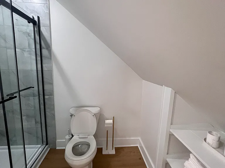 1642 Eddington Rd #3 — Photo 10