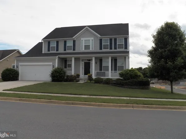 121 Tarkay Pl, Martinsburg, WV 25403