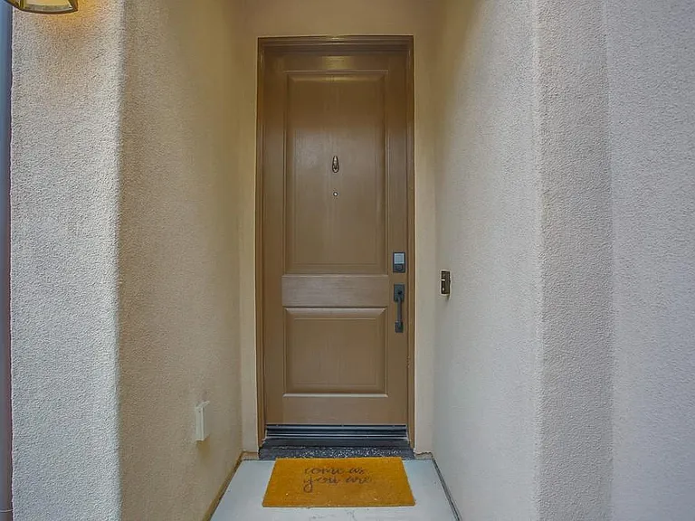 693 Gemstone Dr — Photo 3