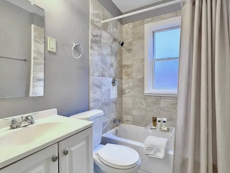 7348 Grand Dr — Photo 4