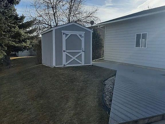 3rd image of 107 Turquoise Dr