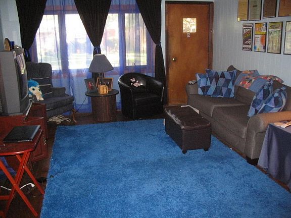 3rd image of 4008 Oak Park Ave