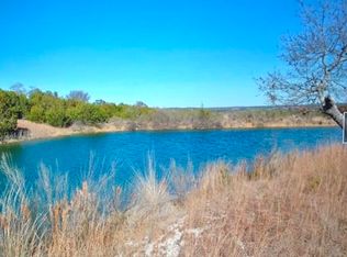 737 Crittell Rd, Fredericksburg, TX 78624