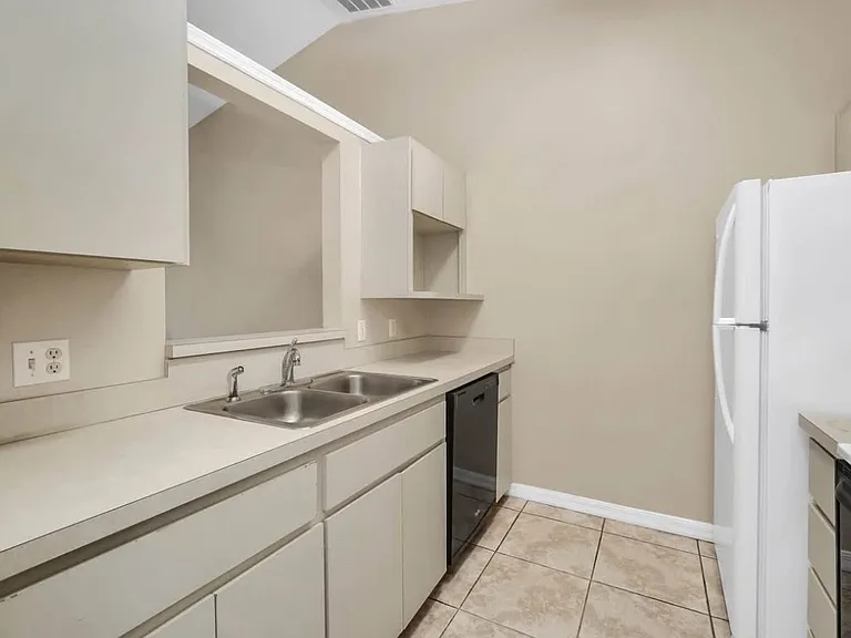 2995 W Main St #8 — Photo 5