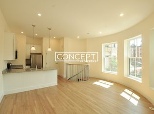 877 Beacon St #1AM, Boston, MA 02215