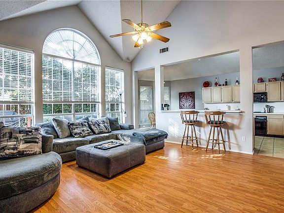 2nd image of 6615 Anemone Ct