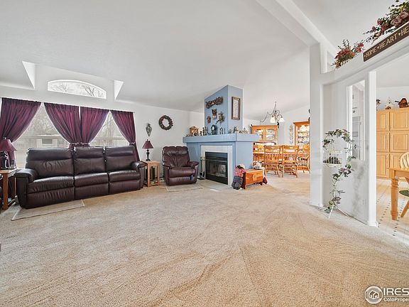 5th image of 22834 Washington Ave