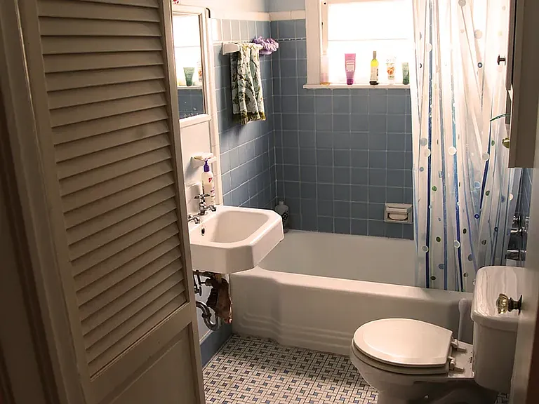 2470 Dauphine St #B — Photo 12