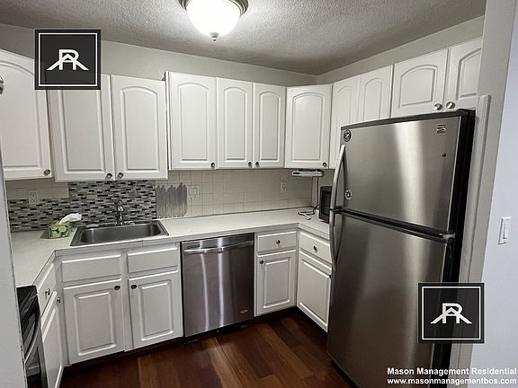 2nd image of 385 Langley Rd #3