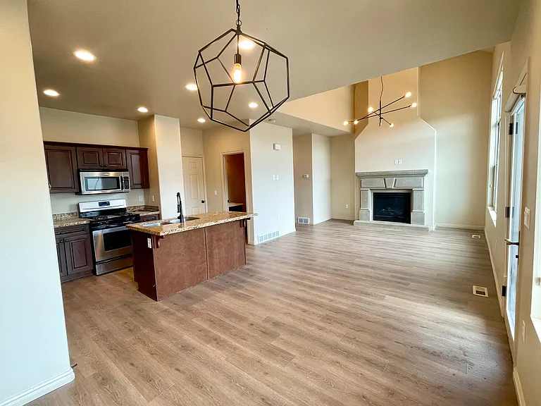 141 E Backhand Ln — Photo 23