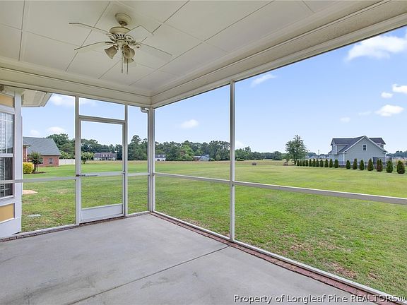3rd image of 2712 Creekdew Ct