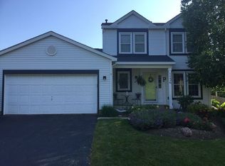 1136 Cimarron Dr, Cary, IL 60013