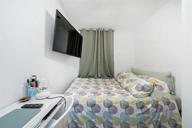 64 College St #1 — Photo 13