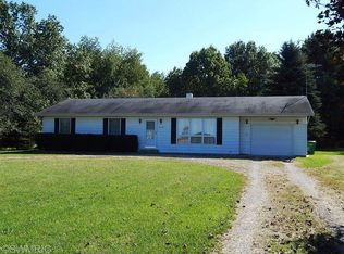 18129 Featherstone Rd, Constantine, MI 49042