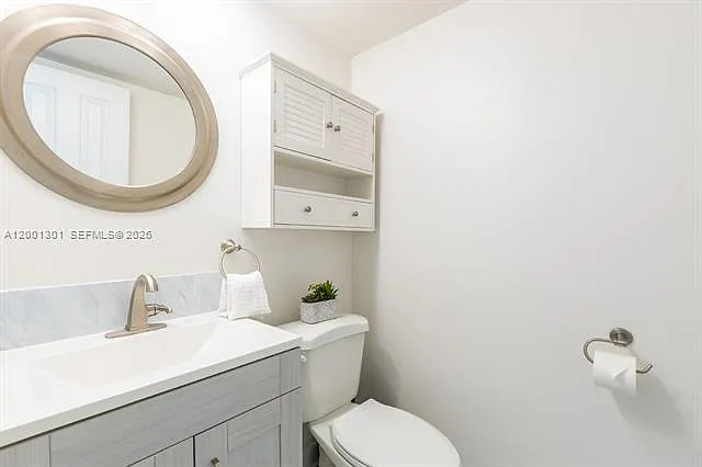 635 Euclid Ave #225 — Photo 6