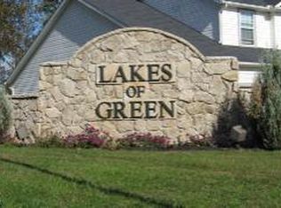 Sunset Dr, Uniontown, OH 44685
