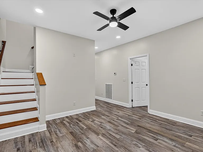 1713 S Orchard Knob Ave — Photo 9