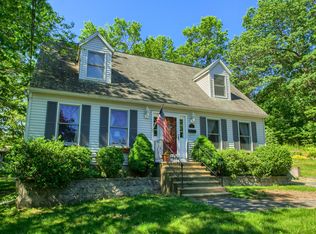 33 Beech St, Clinton, MA 01510