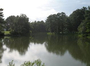 650 Hicks Wharf Rd, Mathews, VA 23109