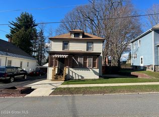 13 Hawk St, Gloversville, NY 12078