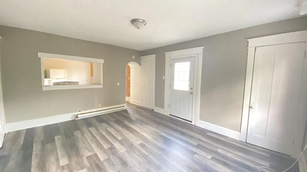 201 Emming Unit 2 — Photo 2
