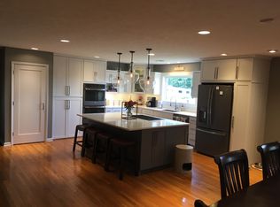 2204 Circle Dr, Morgantown, WV 26505