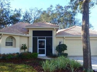 2725 Golf Lake Dr, Plant City, FL 33566