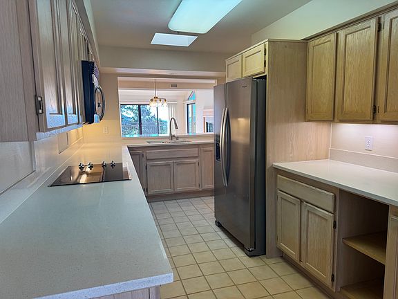 4th image of 24525 Outlook Dr #36